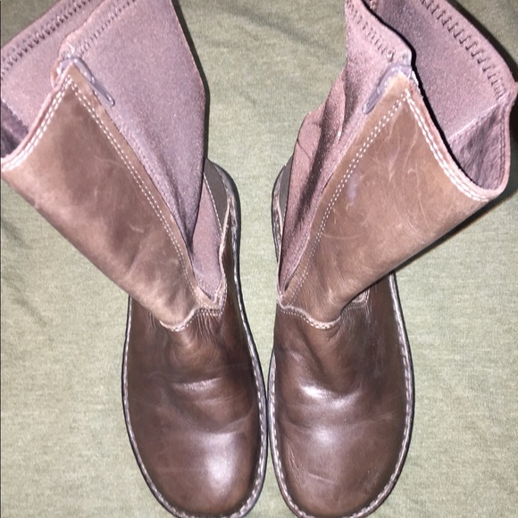 Brown merrell boots - Picture 2 of 4